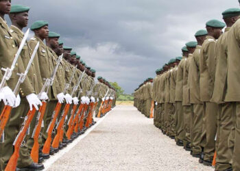 UPDF to retire 14 generals, 600 other officers today