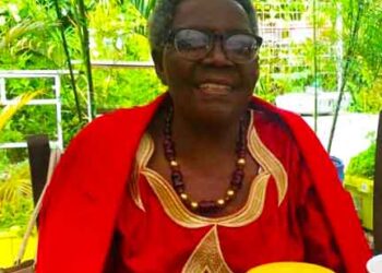 85 year old Joy Shalita wins Vocational Service Award