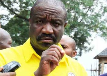 Kamara rallies Kisoro teachers to strike over Hard-to-reach allowances